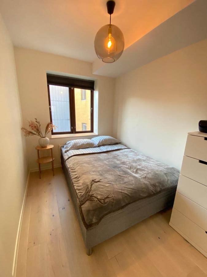 Moderne Midt I Sentrum Av