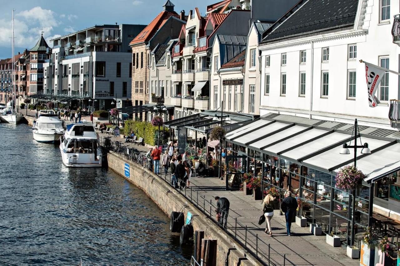 Moderne Midt I Sentrum Av Apartment